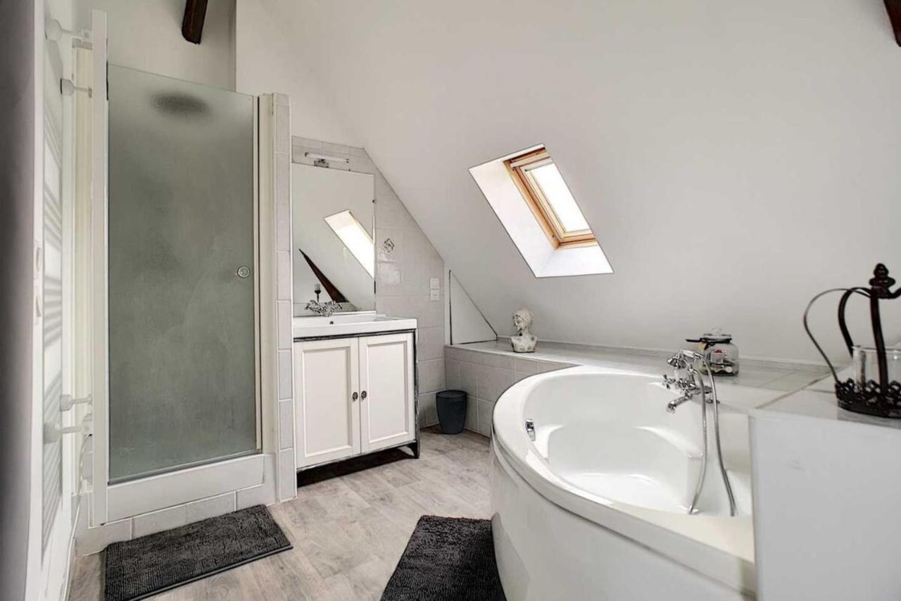 Le Boudoir D'Adelais - Duplex In The Center Of Amboise Apartment Exterior photo